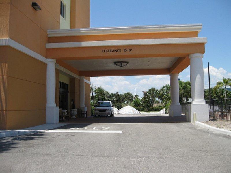 Hawthorn Extended Stay By Wyndham West Palm Beach Exterior foto