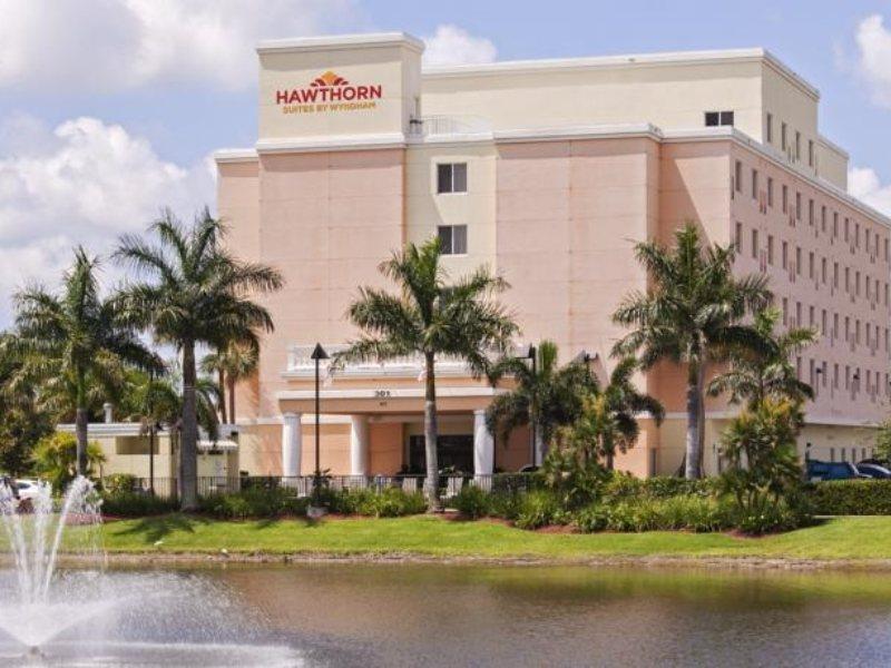 Hawthorn Extended Stay By Wyndham West Palm Beach Exterior foto
